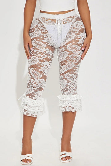 Stretch Sheer Lace Ruffled Capri