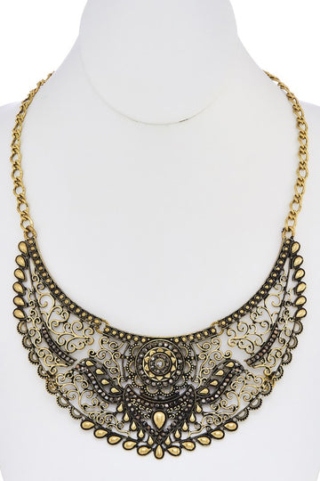 Collar Llamativo Floral