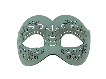 Weiße Maske im Lederschnitt