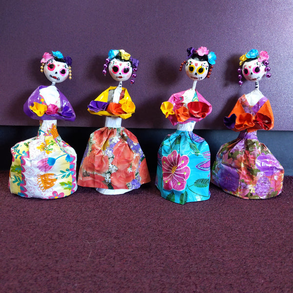 Round Catrina Dolls