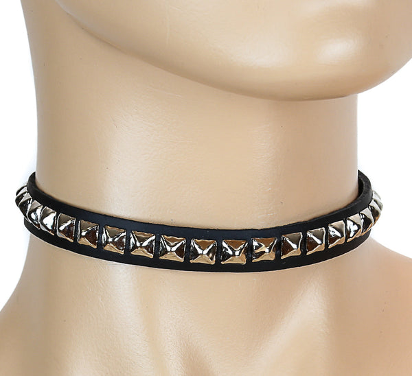 Studded Collar (1-row)