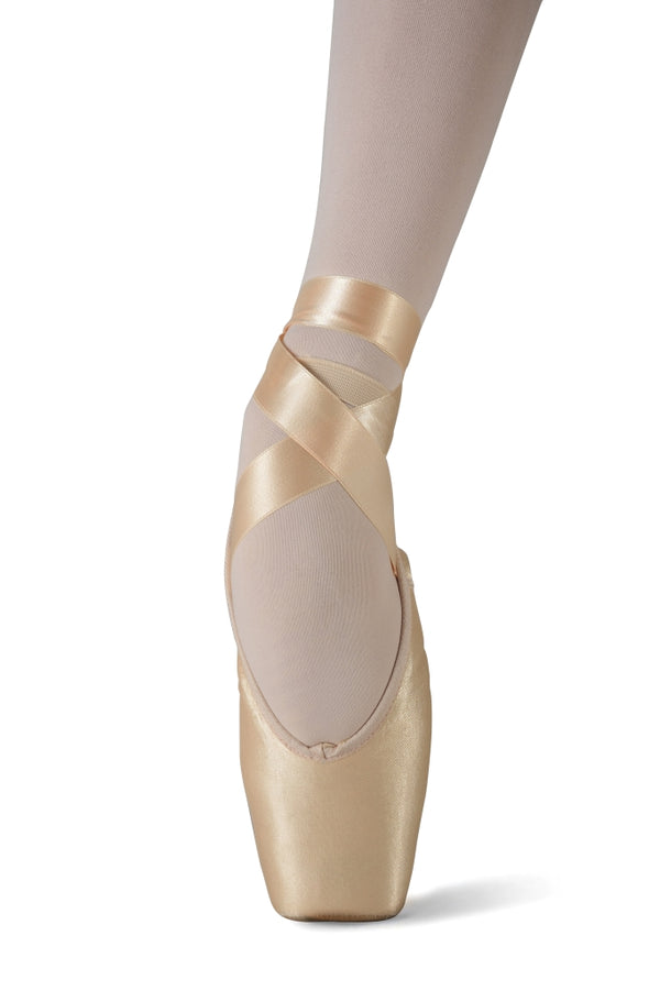 Diva Pointe Shoe by Merlet