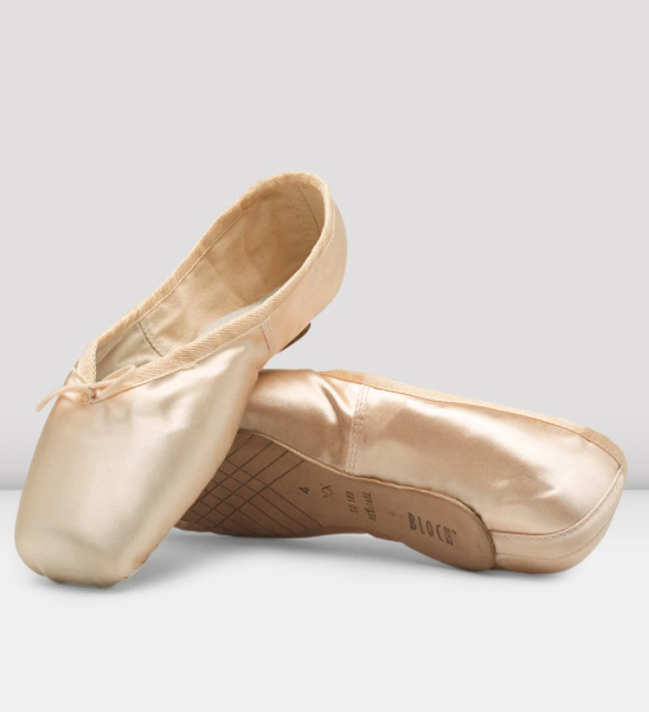 Heritage Pointe Shoe by Bloch