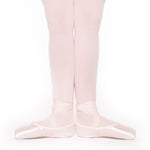 Akoya von Russian Pointe
